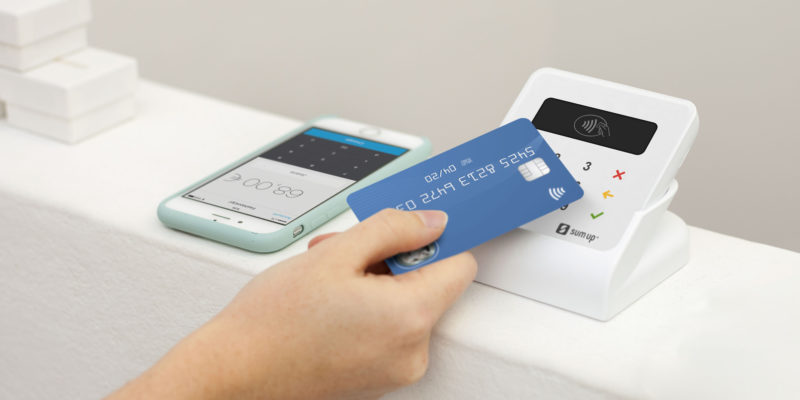 Divieto di applicazione supplementi di prezzo per l’uso di carte di debito/credito