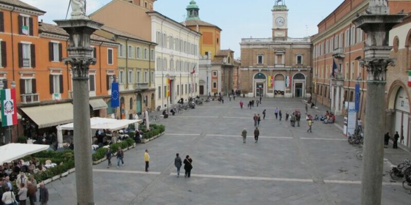 Guide e accompagnatori turistici della Romagna in piazza sabato 6 giugno a Ravenna