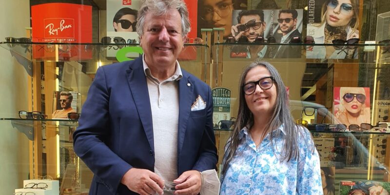L Ottica Da Forno aperta dal 1956 e Bottega Storica del Comune di Rimini ed entra