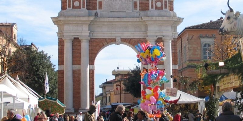 Fiera di San Martino: divieto contenitori in vetro